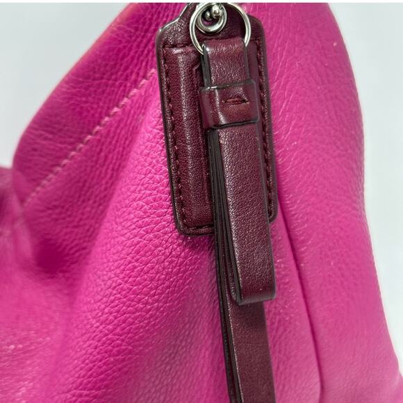 Refurbished COACH Barbie Pink Raspberry Bag Purse Boho Style - PINK Zip Closure - Picture 4 of 10